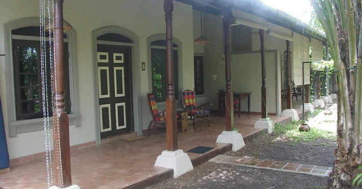 ging-oya-lodge-5b63be0ce4fc2550.webp