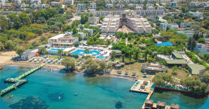 golden-age-bodrum-242d9bf1454a7a9d.jpeg