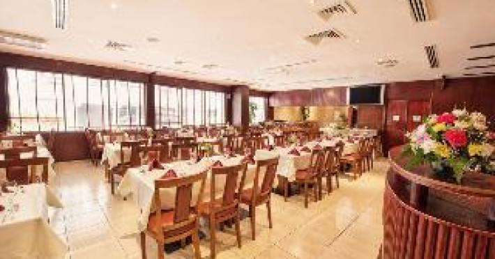 grand-central-hotel-dubai-12a503c112a684cc.jpeg