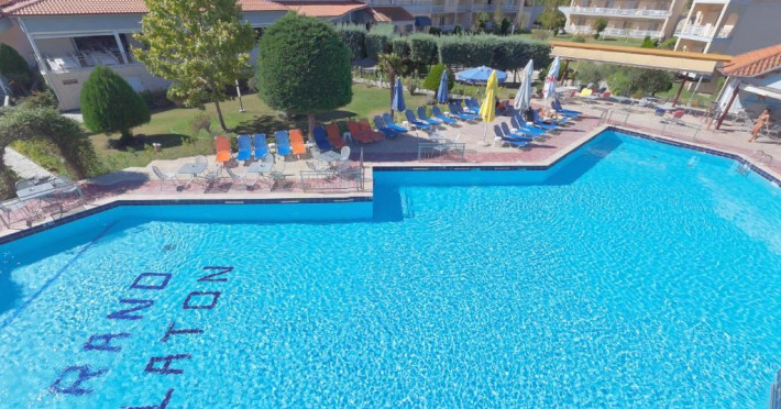 grand-platon-hotel-d5e301fa4f22f4c3.jpeg