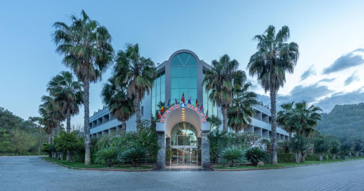 grand-viking-hotel-a94e4bc27378b843.jpeg