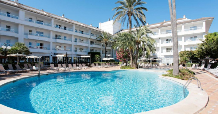 grupotel-alcudia-suite-77602a9ad771b9c5.jpeg