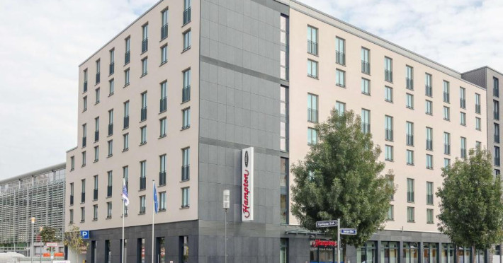 hampton-by-hilton-frankfurt-city-centre-messe-635b8735a391c1d7.jpeg