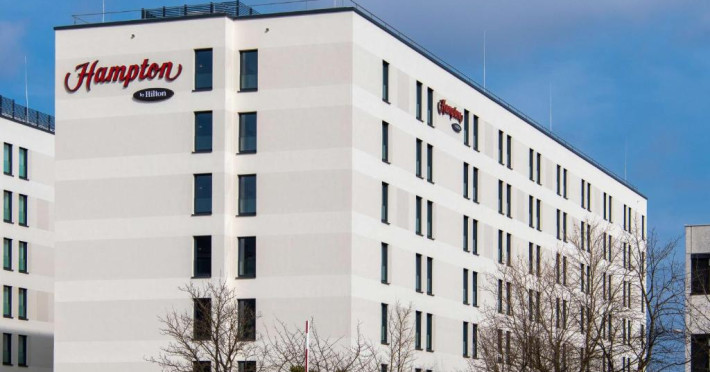 hampton-by-hilton-munich-city-north-8556acd595dbc95e.jpeg