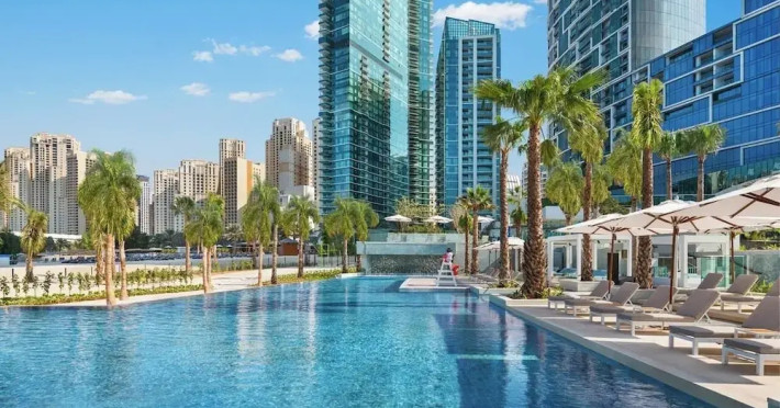 happy-season-the-address-beach-residences-jbr-dd3b639086e2c58e.jpeg