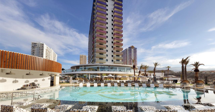 hard-rock-hotel-tenerife-f6e18deadd69c453.jpeg