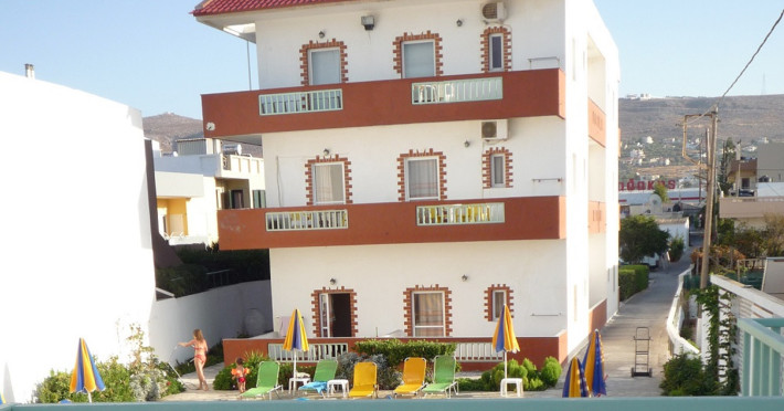 haris-apartments-kokkini-hani-a443df395deaf44b.jpeg