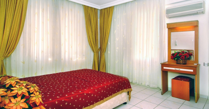 hedef-kleopatra-golden-sun-10120a82c0f7efc2f5d8626ab6cad7b7.jpeg