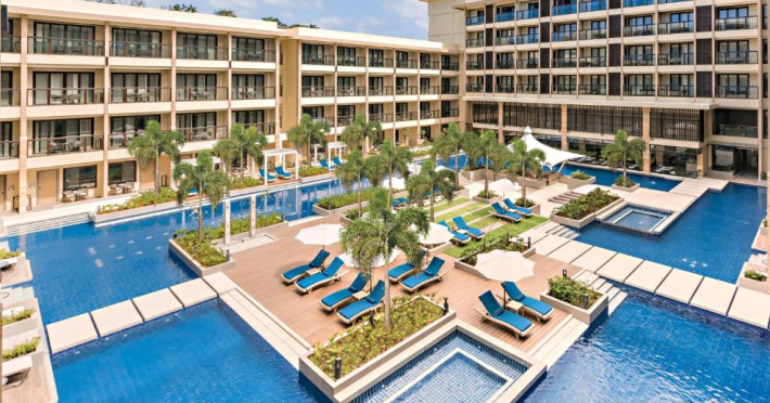 henann-park-resort-e4db4a0423d89f81.jpeg
