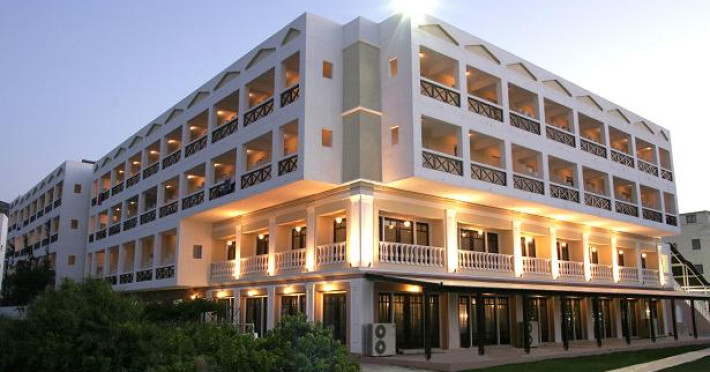 hersonissos-palace-hotel-8eb8520ec99e37f3.jpeg