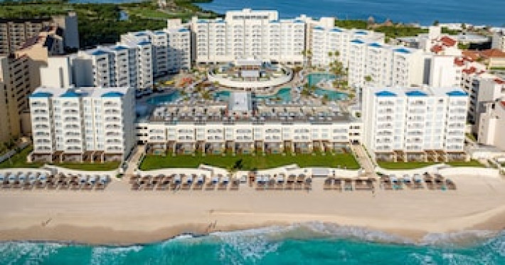 hilton-cancun-mar-caribe-all-inclusive-resort-4ca3e60a2979ce9c.jpeg