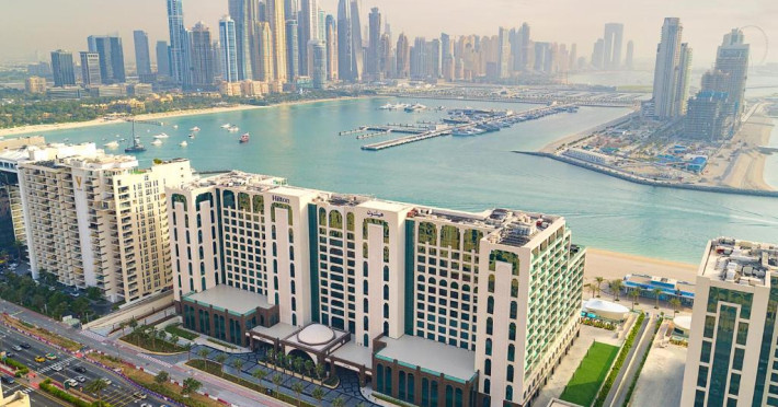 hilton-dubai-palm-jumeirah-d15314ee1b167808.jpeg