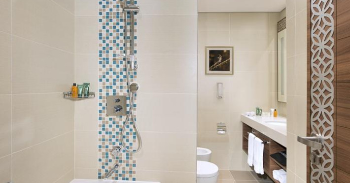hilton-garden-inn-dubai-al-mina-8ad1725e16351f5d.jpeg