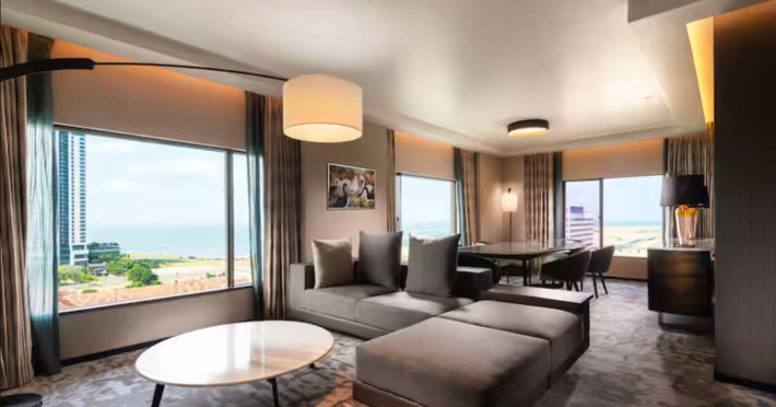 hilton-hotel-colombo-d7bc1162bbe9b347.jpeg