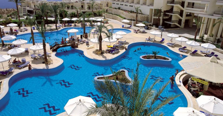 hilton-sharks-bay-resort-45458e9d54b232ab.jpeg