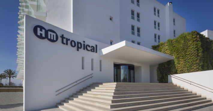 hm-tropical-f8dc52e3f8fd5ed0.jpeg