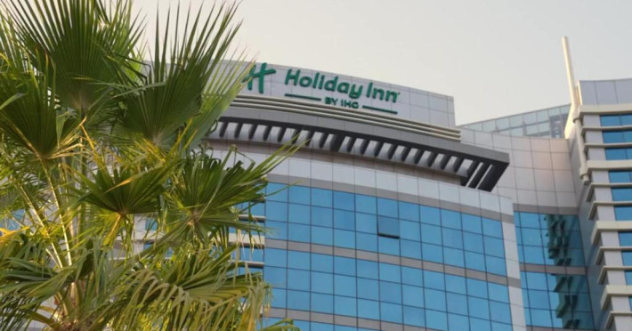 holiday-inn-abu-dhabi-an-ihg-hotel-4ca55a1f53d5a28d.jpeg