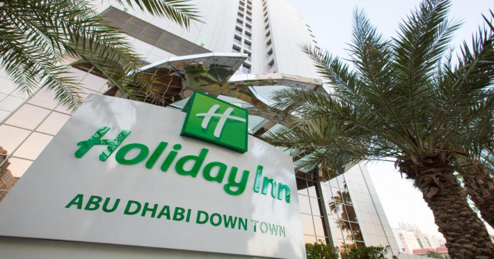 holiday-inn-abu-dhabi-downtown-3fd5bd40ddb55fe2.jpeg