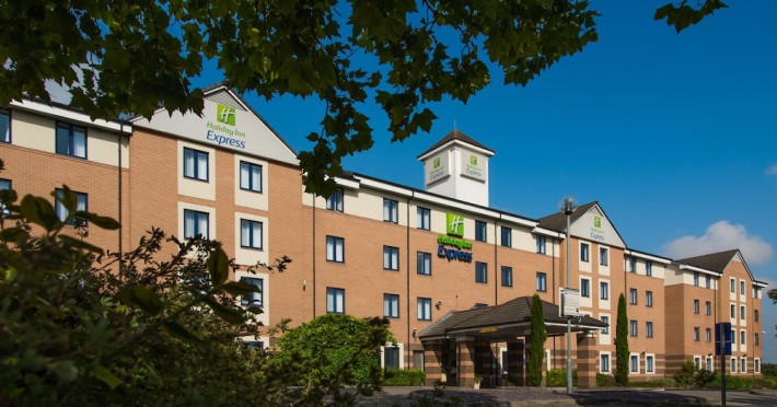 holiday-inn-express-london-dartford-e05195375d3c580f.jpeg