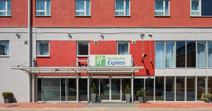 holiday-inn-express-london-limehouse-c06579db806d5e81.png