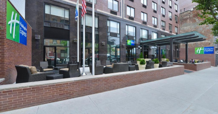 holiday-inn-express-new-york-manhattan-west-side-an-ihg-hotel-cb0f3f42b1b11f41.jpeg