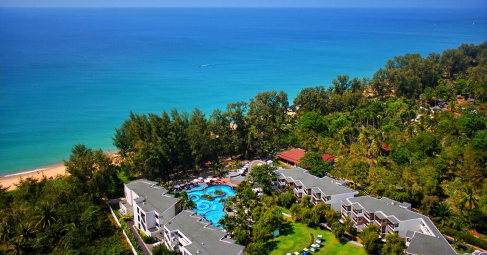 holiday-inn-resort-phuket-mai-khao-beach-6d2e1f3654eb02ec.jpeg