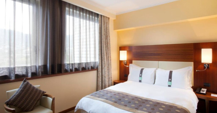 holiday-inn-salerno-cava-de-tirreni-e969d38b9847733e.jpeg