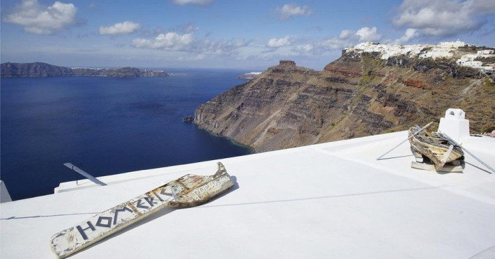 homeric-poems-santorini-bc5be3ae55d301b8.jpeg