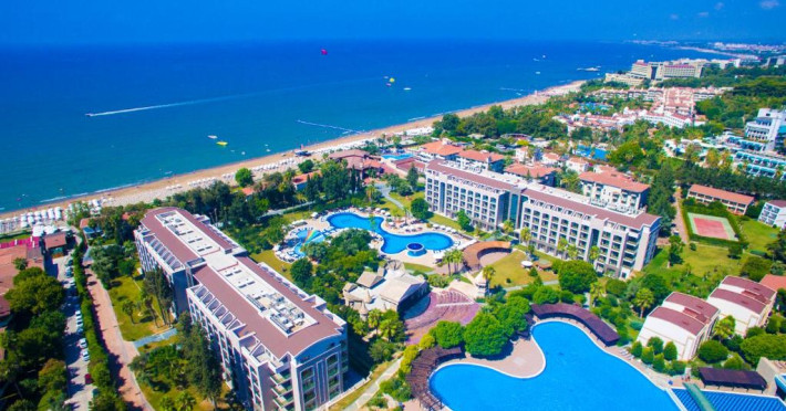 Horus Paradise Luxury Resort