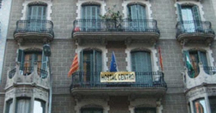 hostal-balmes-centro-2bf7a8501aa883a6.jpeg