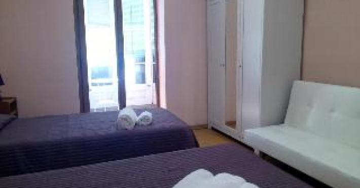 hostal-centro-43826374d06df841.jpeg