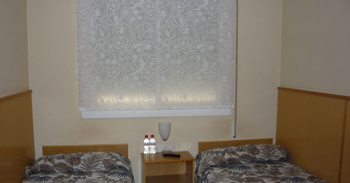 hostal-conde-guell-b665b86abc4f66cf.jpeg