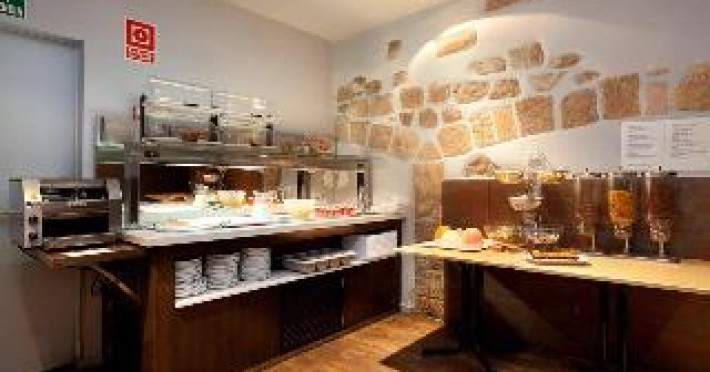 hostal-fernando-17a46153fee513e7.jpeg