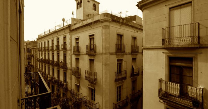 hostel-artistic-barcelona-b9fc57c3c40879f9.jpeg