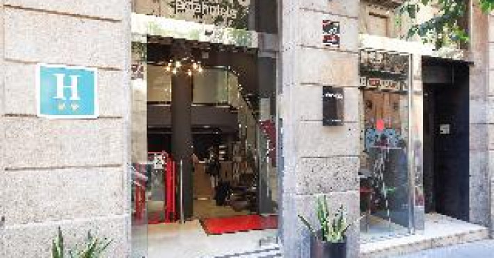 hotel-acta-40-barcelona-7849bea8484550bc.jpeg
