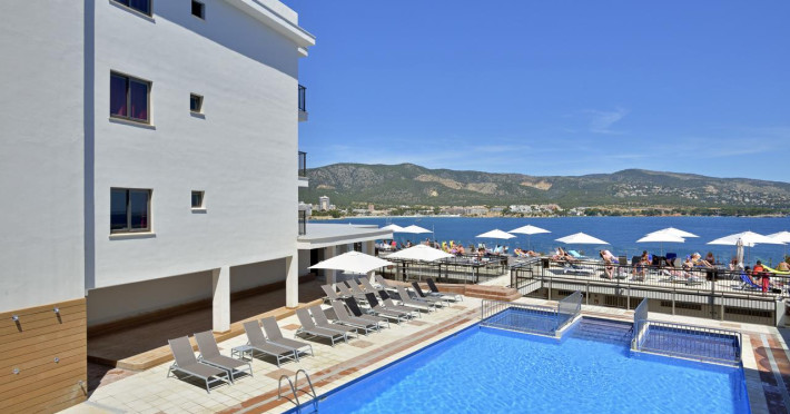 hotel-alua-palmanova-bay-9be56b8c54d66ef9.jpeg