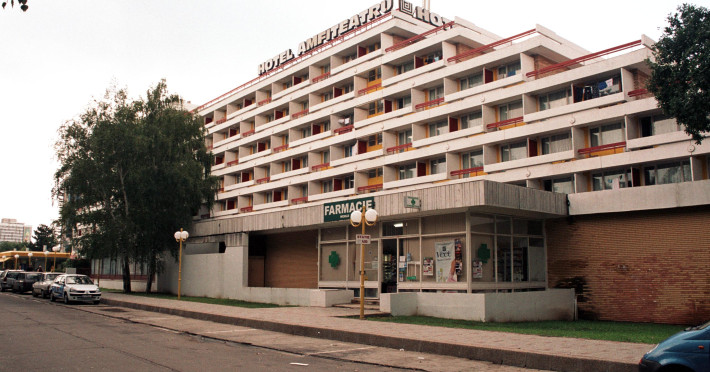 hotel-amfiteatru-487e2bbf8bebbbd3.jpeg