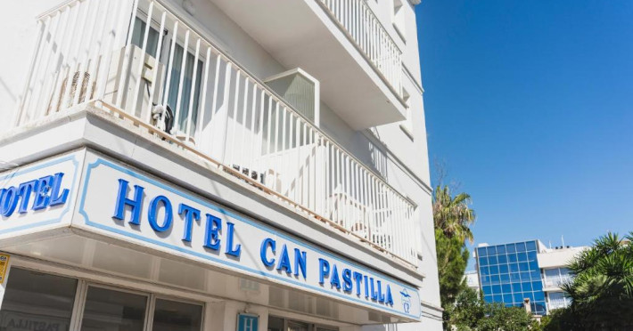 hotel-amic-can-pastilla-89a4cf3465f5060a.jpeg