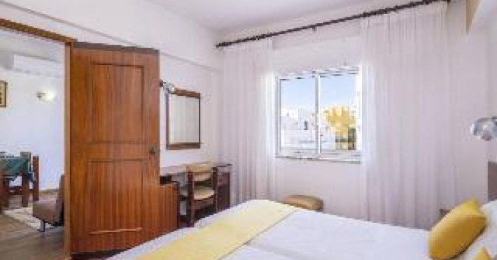 hotel-apartamento-rosamar-i-4ff3bb99eaf0aa89.jpeg