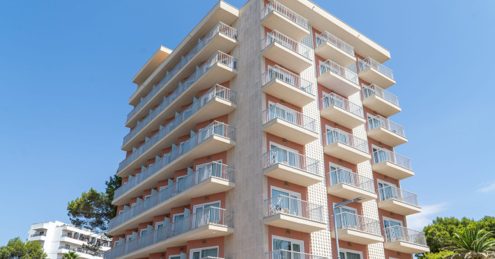 hotel-apartamentos-leman-be6a789a2482f7bf.jpeg