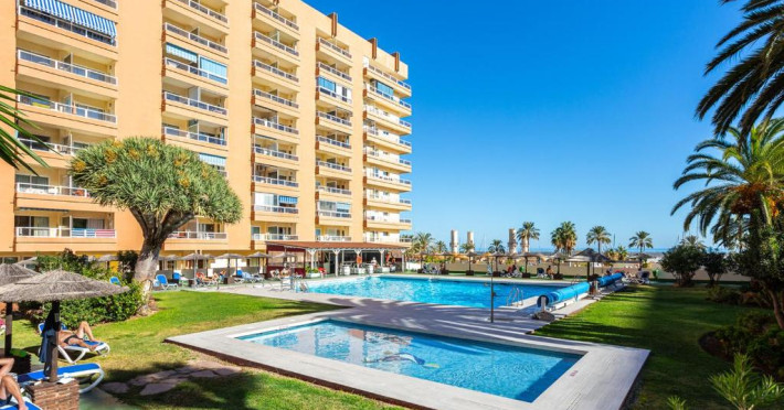 hotel-apartamentos-pyr-fuengirola-de02bd9dc944cf7d.jpeg