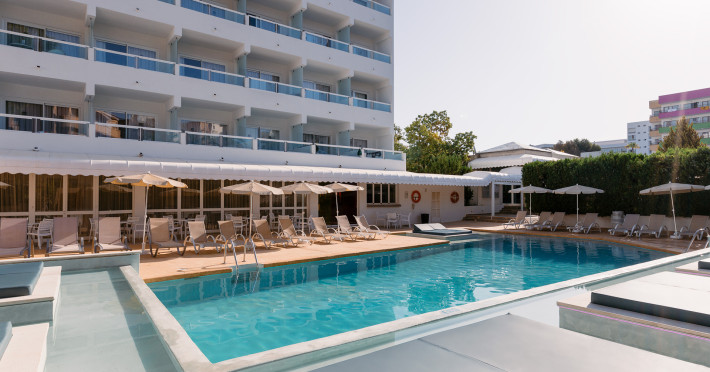 hotel-bellevue-vistanova-bf11207e147b396a.jpeg