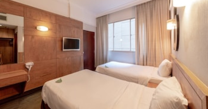 hotel-bencoolen-bencoolen-street-c9165b9ccfe380a6.jpeg