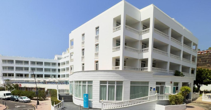 hotel-bluesea-lagos-de-cesar-7bfd431efd7f5566.jpeg