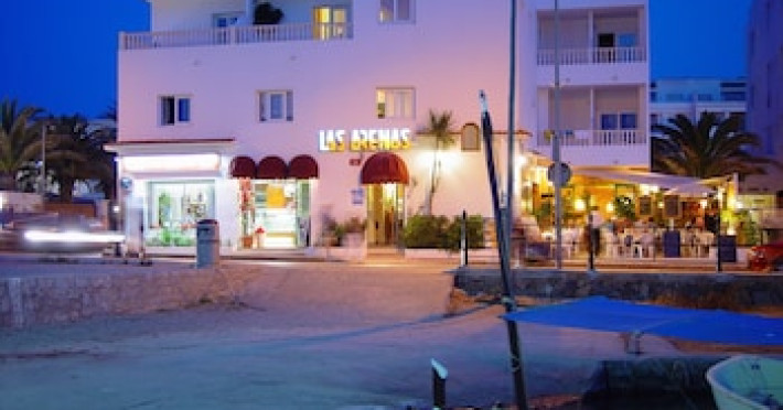 hotel-boutique-las-arenas-4f7ef9b50fca412f.jpeg