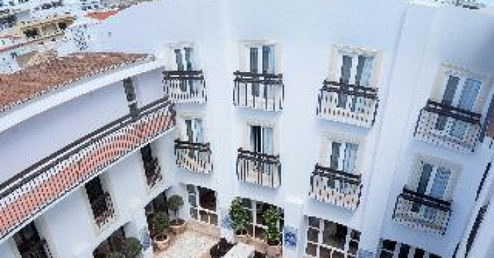 hotel-carvoeiro-plaza-f0bdfdbcd7906a4d.jpeg