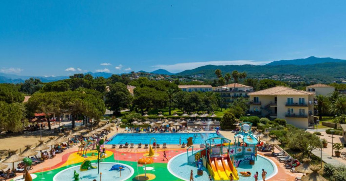 hotel-club-marina-viva-78c40b603af7606d.jpeg
