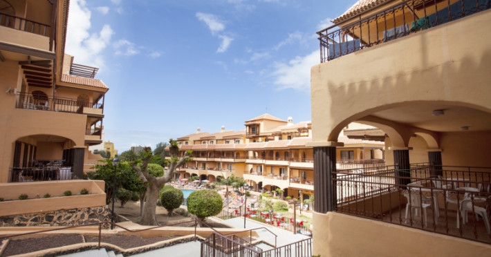 hotel-coral-los-alisios-01cb117deeb8f9f2.jpeg