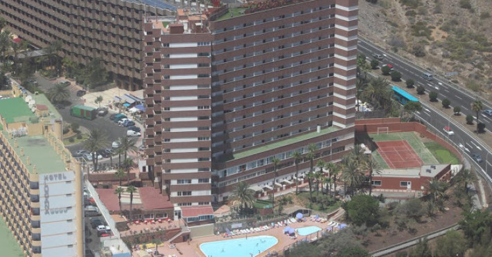 hotel-corona-roja-fd0e3ca74af2dd86.jpeg