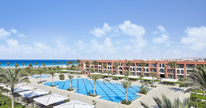 hotel-cu-piscina-5b41670c62710b21.jpeg